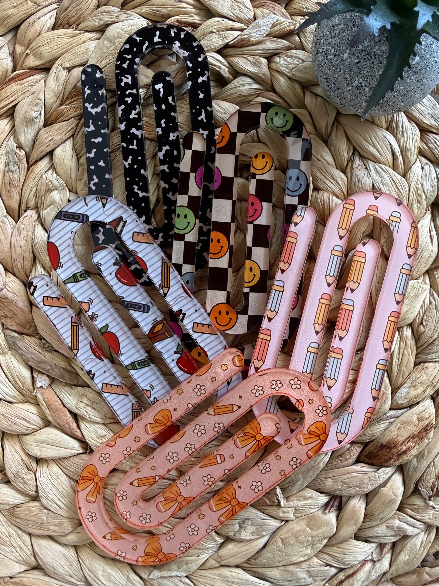 Jumbo Paperclip Bookmark (Pencil)