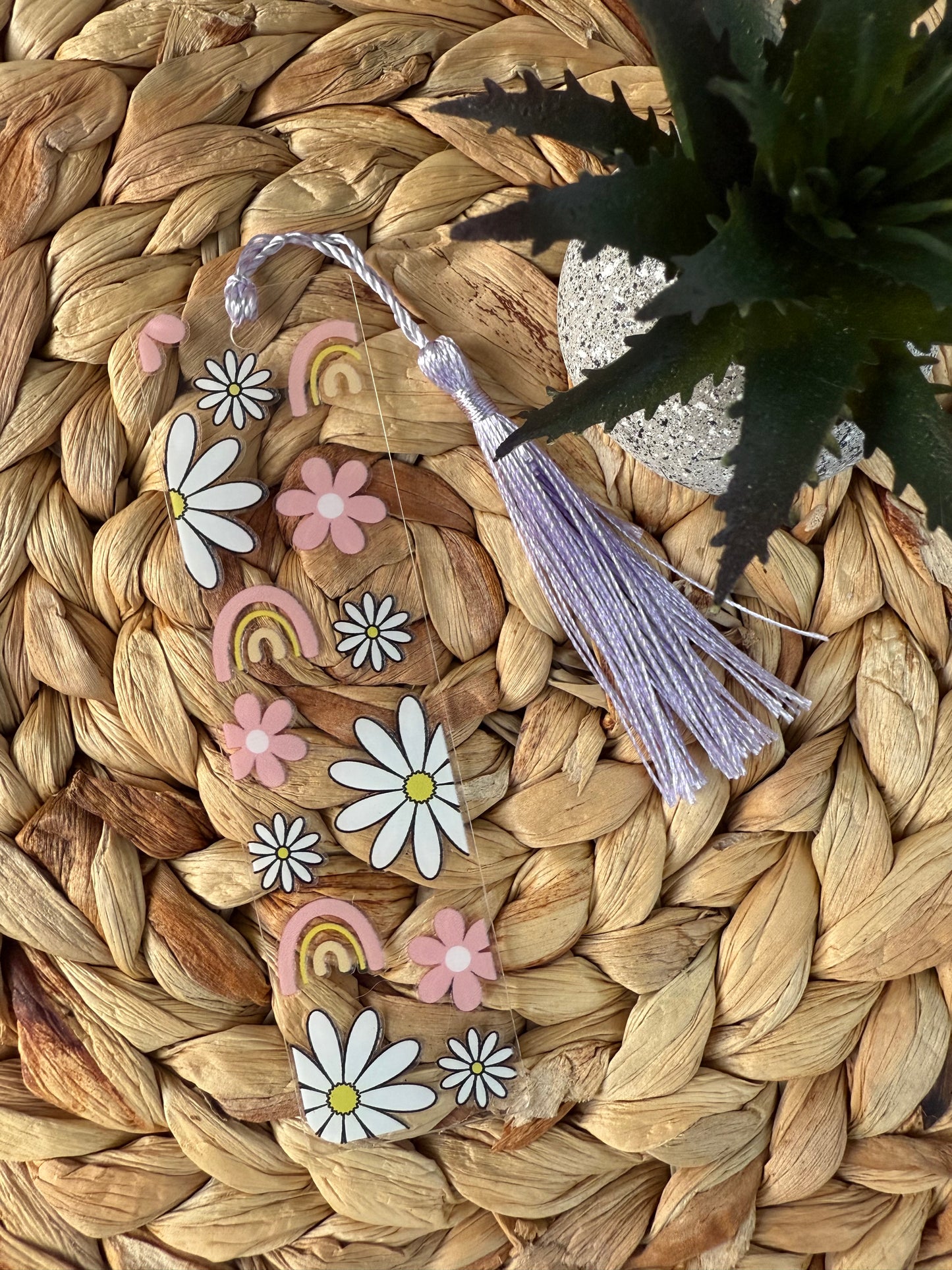 Daisy Dreams Acrylic Bookmark