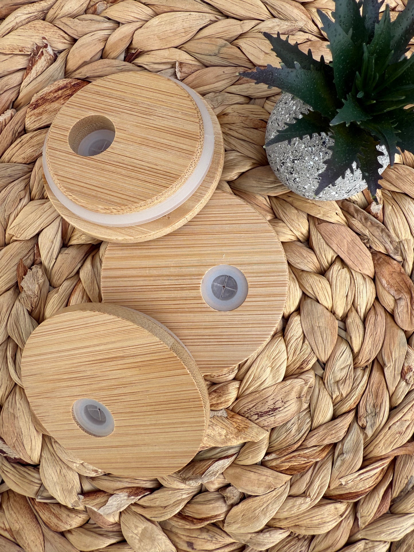 Eco-Friendly Bamboo Tumbler Lids with Silicone Seal